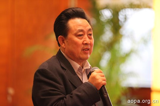 中国航空运输协会秘书长魏振中在公务机座谈会上讲话
