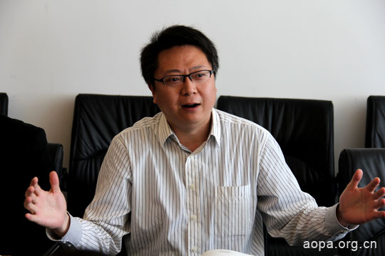 中国航空器拥有者及驾驶员协会常务理事刘向晨从经济学角度讲解通航产业基地经济规划
